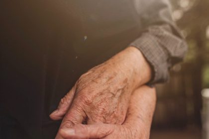 peste 200 de seniori vor primi marti sume de bani din partea primariei constanta 69405ed42173c