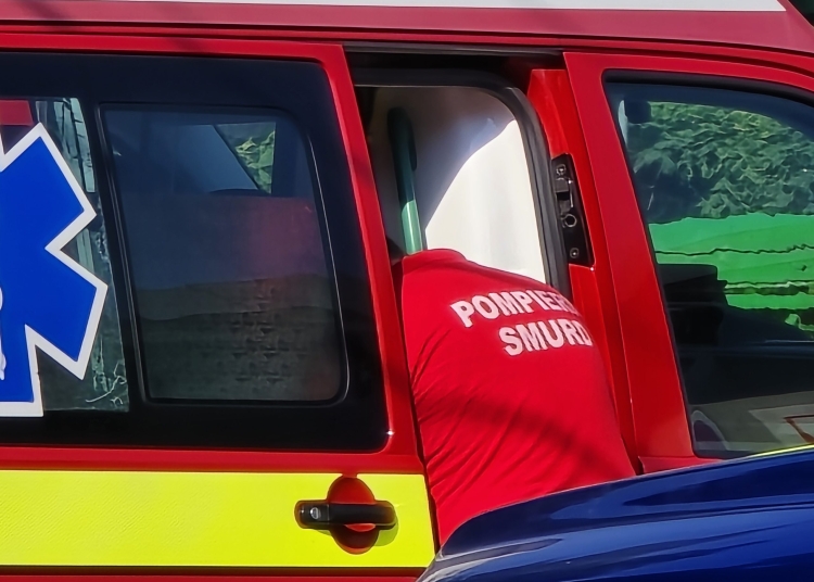 plan rosu de interventie intr un hotel tavanul de deasupra unei piscine s a prabusit peste oamenii aflati in apa 694aa4097afae