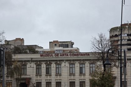 postart expozitia copiilor la muzeul de arta constanta 693c0ebc05f75