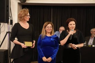 premiu pentru institutul roman de psihoterapie integrativa la constanta o recunoastere care ne onoreaza 693e97f10a54d