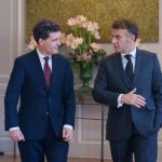 presedintele nicusor dan i am transmis presedintelui macron recunostinta romanilor pentru solidaritatea aliata si pentru prezenta militarilor francezi in romania 69385f0883b67