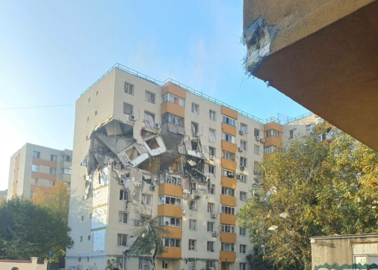 primaria capitalei va incepe lucrarile de punere in siguranta a blocului din rahova care a