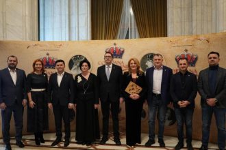 proiectia documentarului coroana romaniei prilej de reflectie asupra istoriei si valorilor nationale 693964ebd9dc1