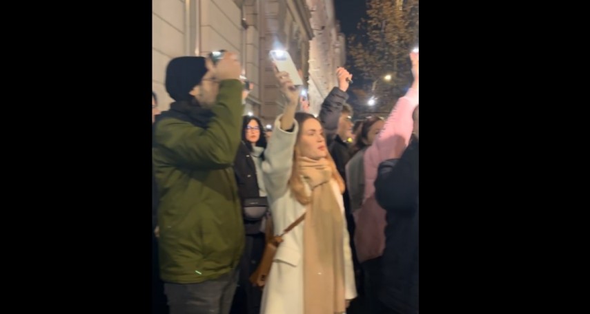 protest in fata palatului de justitie din cluj napoca dupa reportajul recorder video 6939cc33dda4a