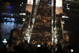 proteste de amploare la budapesta furia se indreapta catre viktor orban 693e7bd9d3976