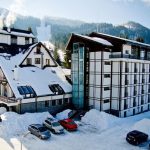 sezonul de schi se deschide in poiana brasov partiile din masivul postavaru pregatite pentru primele coborari 69553dfcb4669