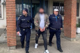 sofer de 27 de ani din mangalia retinut dupa ce a condus cu permisul suspendat si a refuzat testarea pentru alcool 6932d1e14baf5