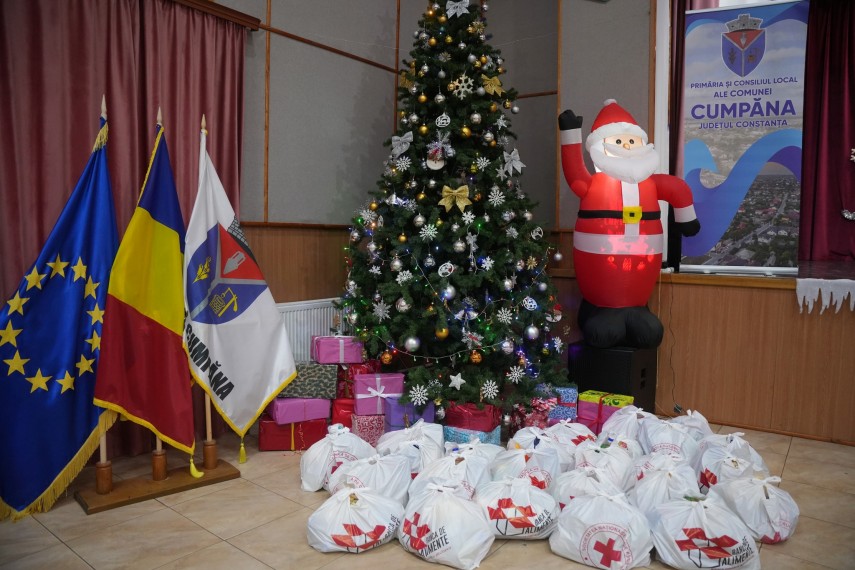 solidaritate in prag de sarbatori 25 de persoane vulnerabile sprijinite la cumpana de crucea rosie 6937f7547e2f5