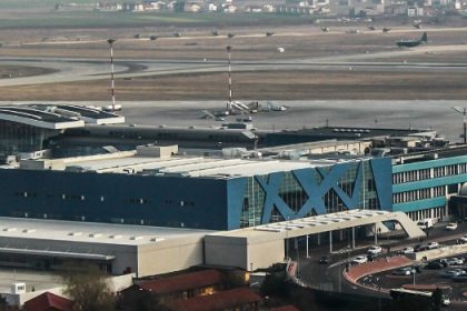 statul vrea sa cumpere participatia fondului proprietatea la aeroporturi bucuresti dupa ce a blocat planul de listare la bursa 6932bf54046a5