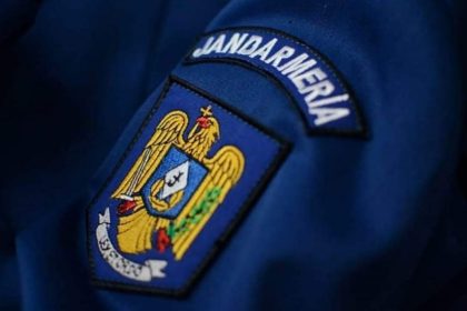 tanar de 26 de ani depistat in constanta cu o camera de supraveghere si substante posibil psihoactive 69356127ec7fe