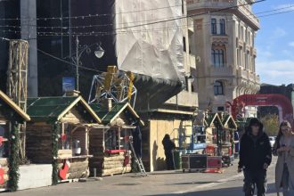 targul de craciun din piata ovidiu inchis pentru o zi 694b9a034b77b