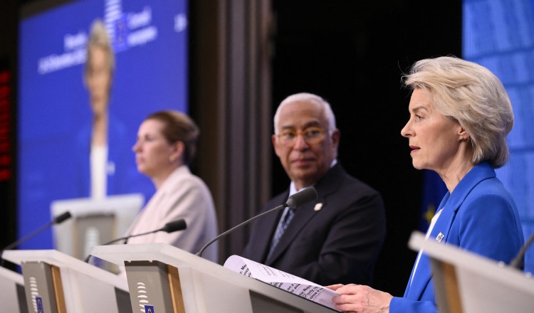 ue a aprobat un imprumut de 90 de miliarde de euro pentru ucraina 6945099c617ca