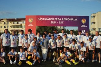 va transmitem ca suntem tare mandri de voi galerie foto 6947d265951be