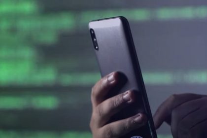 video atacuri de tip phishing pe whatsapp vizeaza datele personale si autentificarea in doi pasi 693d10bc18de9