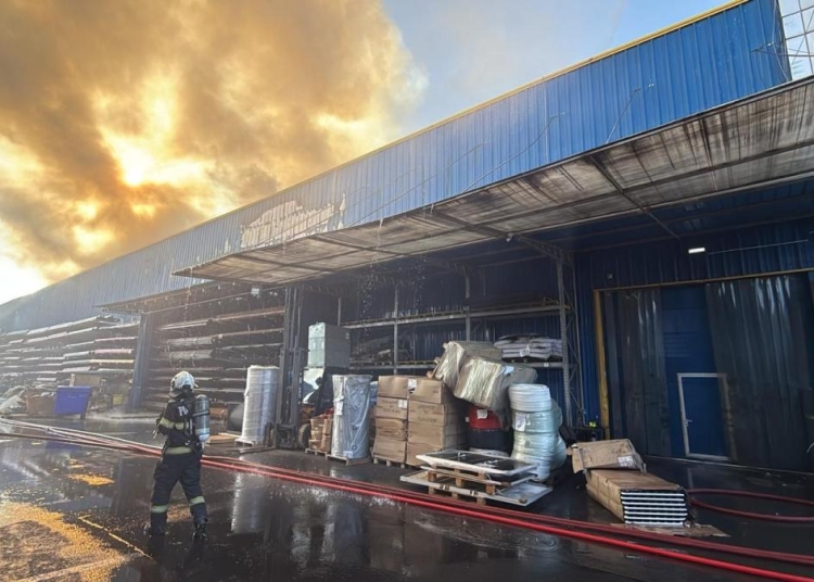 video incendiu puternic in bucuresti mesaje ro alert pentru locuitorii din sectoarele 5 si 6 695165a4c6b09