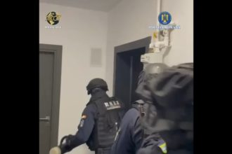 video mascatii au spart usa unor traficanti de droguri care isi vindeau marfa in statiunea costinesti si in capitala 694413748f4f0