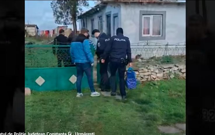 video politistii din harsova ajutoarele lui mos craciun pentru familii defavorizate din judetul constanta 69426d5807b87