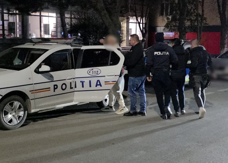 video retineri la medgidia intr un dosar de camata si santaj doi barbati suspectati ca au amenintat victime pe retelele sociale 695471e3dc26b