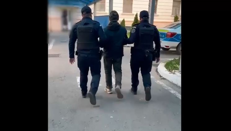 video scandal la cobadin un barbat a fost retinut 693beb51a20ab