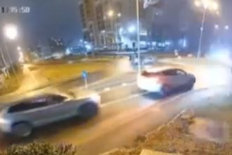 video sofer zburator peste un sens giratoriu in bihor accident spectaculos provocat de o criza de diabet 69329877b8dfe