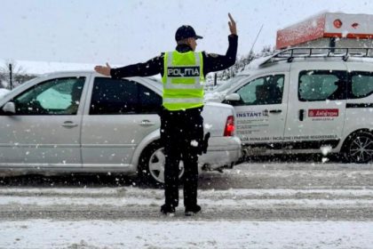 anvelopele de iarna sunt obligatorii recomandarile politiei romane pentru a evita accidentele pe polei 69592040e2217