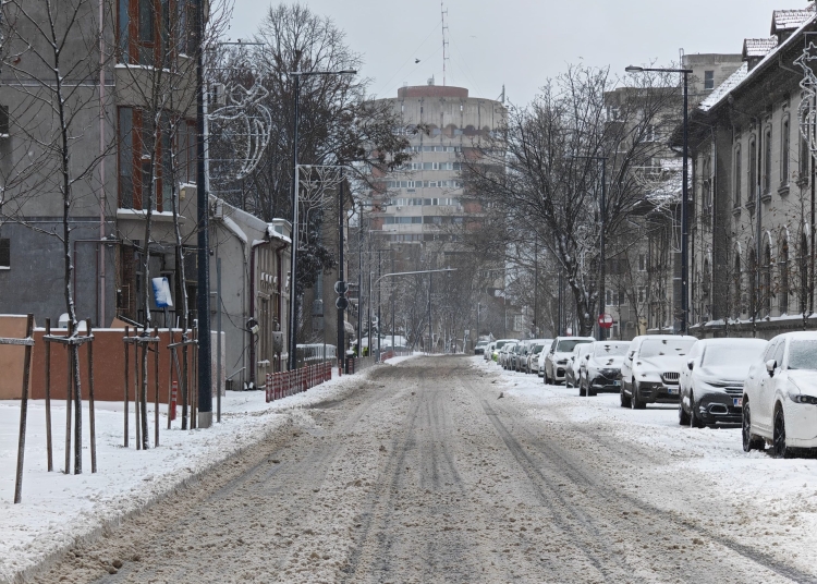 atentie soferi cum se circula pe drumurile nationale si autostrazi 69674278ad5f4