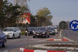 avocatii care au anulat in prima faza taxa de 200 de lei de masina vor sa incurce din nou socotelile lui vergil chitac 695adafd91a96