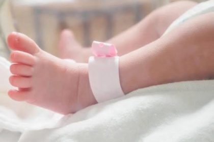 bucurie pe holurile maternitatii in 2026 primul copil nascut de anul nou la constanta o poveste de viata la 3 dimineata 69590f2337a4b