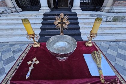 ce praznuiesc crestinii astazi 16 ianuarie 2026 in calendarul ortodox inchinarea cinstitului lant al sfantului apostol petru 6969da4a76e5f