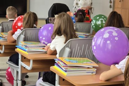 ce se intampla in cazul profesoarei de religie care si a inselat elevii carora le a luat banii de tabara fara sa o mai organizeze 696b8423413d1