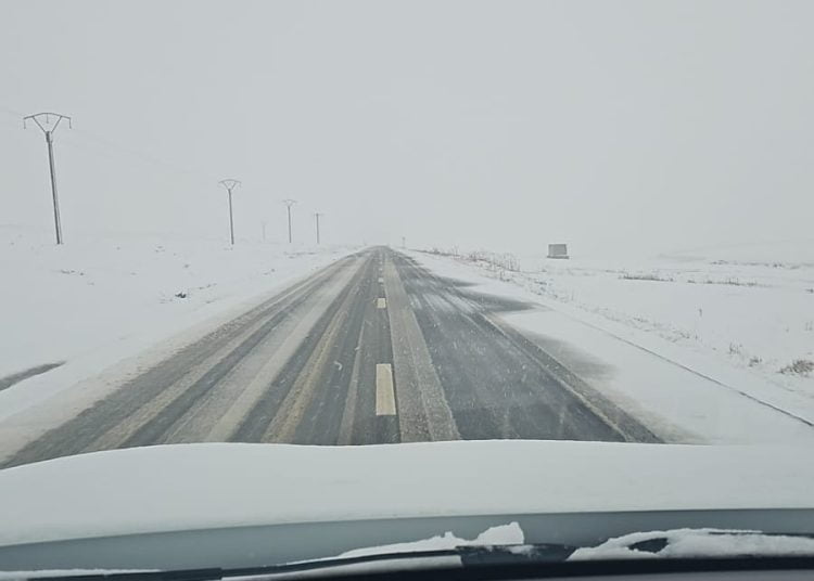 circulatie ingreunata de ninsori in mai multe zone prognoza anm pentru urmatoarele zile 69620a8d030e4