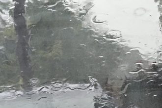 cod portocaliu si galben de ploi torentiale si lapovita in mai multe judete 69773ec60add2