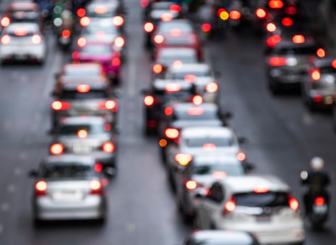 coloana de masini de aproximativ 5 km pe a1 sensul nadlac deva la nodul rutier din localitatea margina 695a872acadd0