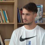 daca ar fi sa definesc cuvantul farul as spune iubire 696b60561ae13