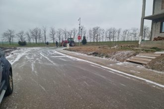 disconfort si posibile pagube la imobile din cauza detonarilor primarul din valu lui traian s a intalnit cu reprezentantii poligonului de la murfatlar pentru a discuta situatia 6978e4db7e6b4