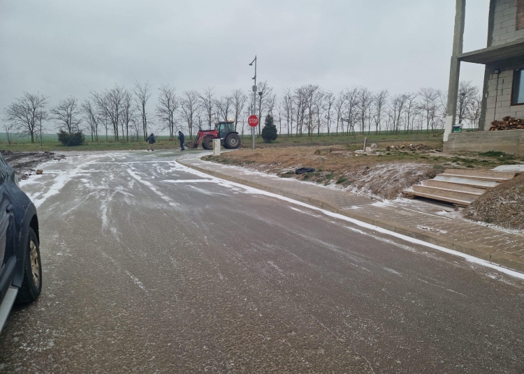 disconfort si posibile pagube la imobile din cauza detonarilor primarul din valu lui traian s a intalnit cu reprezentantii poligonului de la murfatlar pentru a discuta situatia 6978e4db7e6b4