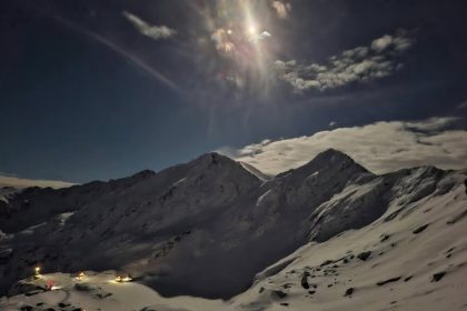 doi tineri disparuti pe munte in drum spre varful moldoveanu salvamontistii in alerta 6962a4ccab13d