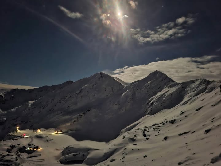 doi tineri disparuti pe munte in drum spre varful moldoveanu salvamontistii in alerta 6962a4ccab13d