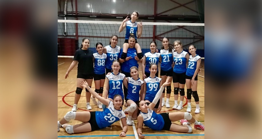 fetele de la minivolei victorii clare si in ultimul turneu al fazei inter judetene galerie foto 69771e31bcf2a