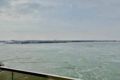 fotovideo lacul siutghiol a inghetat gerul sever a pus stapanire pe constanta 696cd5a55b5cb