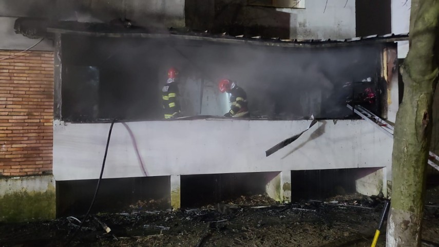 incendiu la un apartament din bacau in toiul noptii 30 de persoane evacuate in siguranta 695e276f64ac7