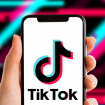 infractoare la 14 ani obliga alti minori sa se filmeze in ipostaze sexuale explicite ii si viola si apoi cerea conturi de tik tok cu multi urmaritori 696ca49f065a0
