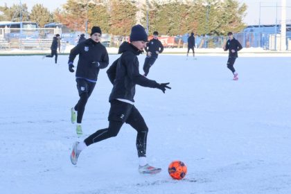 juniorii de la farul constanta au demarat pregatirea pe 2026 galerie foto 69660fd78c9e2