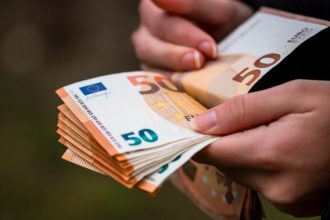 leva iese din circulatie euro ramane unica moneda cu putere legala 697e347e1c080