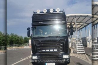 migranti descoperiti de politisti intr un tir la giurgiu 696211939fb51