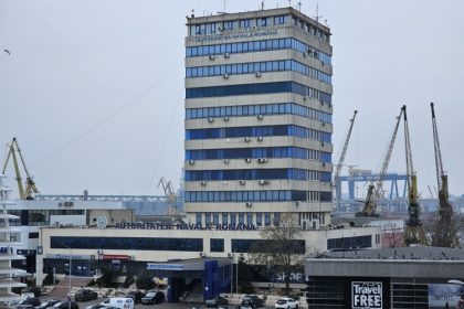 peste 100 de accidente si incidente navale intr un singur an patru persoane si au pierdut viata iar alte 15 au fost ranite 69562d0bf1b8c