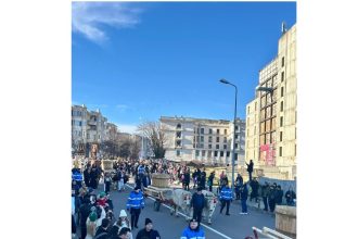 peste 200 de jandarmi asigura ordinea publica la procesiunea din portul tomis 695c0288bfed1