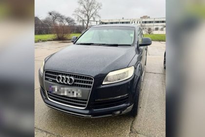 politistii de frontiera din cernavoda au oprit un autoturism cautat de autoritatile britanice 6960bfe0b468e