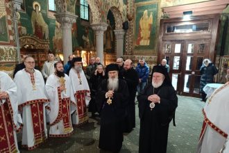 ps visarion si ips teodosie au slujit impreuna in catedrala din constanta 6963b6e35f953