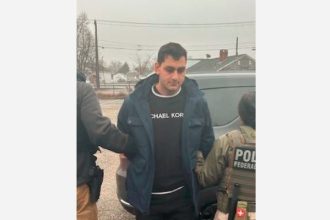 roman arestat in sua pentru infractiuni grave impotriva minorilor 6968be1c78224